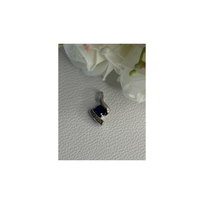925 Sterling Silver Blue & White Sapphire Pendant Length 0.75 Inch