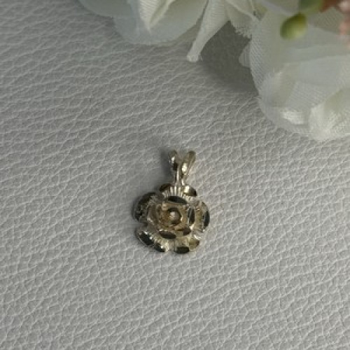 925 Sterling Silver Flower Pendant Length 0.60 Inch