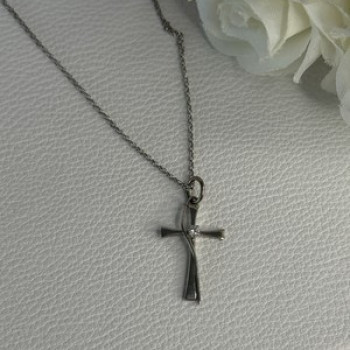 925 Sterling Silver Diamond Cross Necklace Length 20/18 Inch