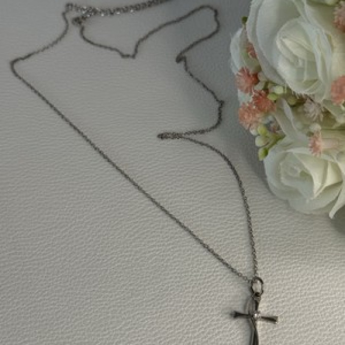 925 Sterling Silver Diamond Cross Necklace Length 20/18 Inch