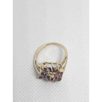 10K YELLOW GOLD RUBY & DIAMOND RING  SIZE 5.5