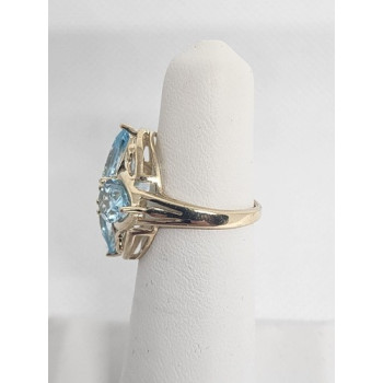 10K YELLOW GOLD & TOPAZ RING  SIZE 4