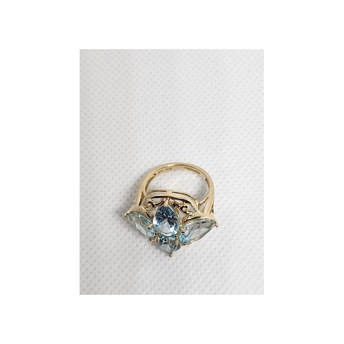 10K YELLOW GOLD & TOPAZ RING  SIZE 4