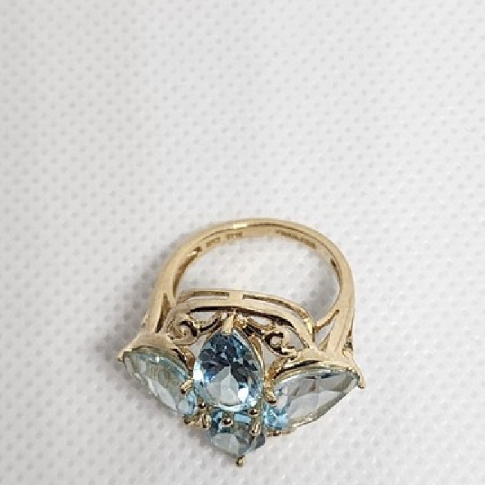 10K Yellow Gold & Topaz Ring Size 4