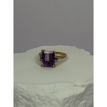 10K YELLOW GOLD AMETHYST & DIAMONDS RING SIZE 6.5