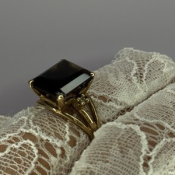 10K Yellow Gold Brown Tourmaline & Diamonds Ring Size 6
