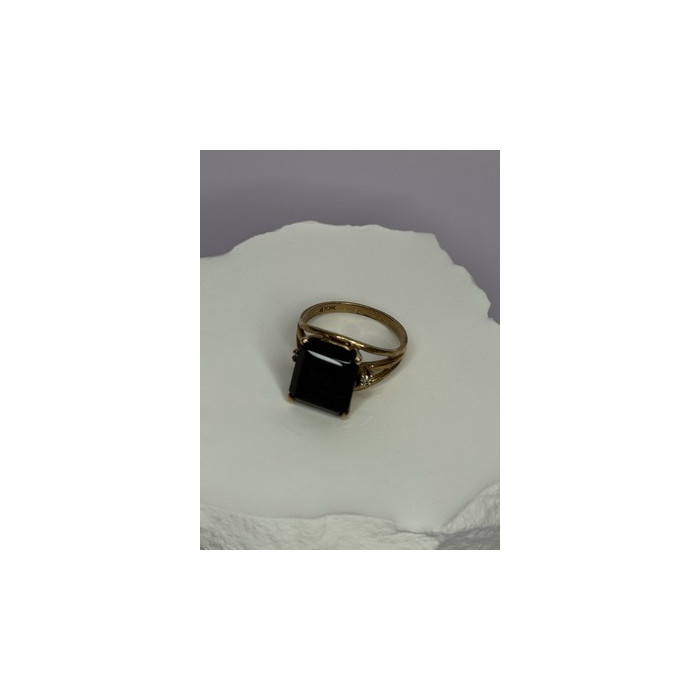 10K YELLOW GOLD BROWN TOURMALINE & DIAMONDS RING SIZE 6