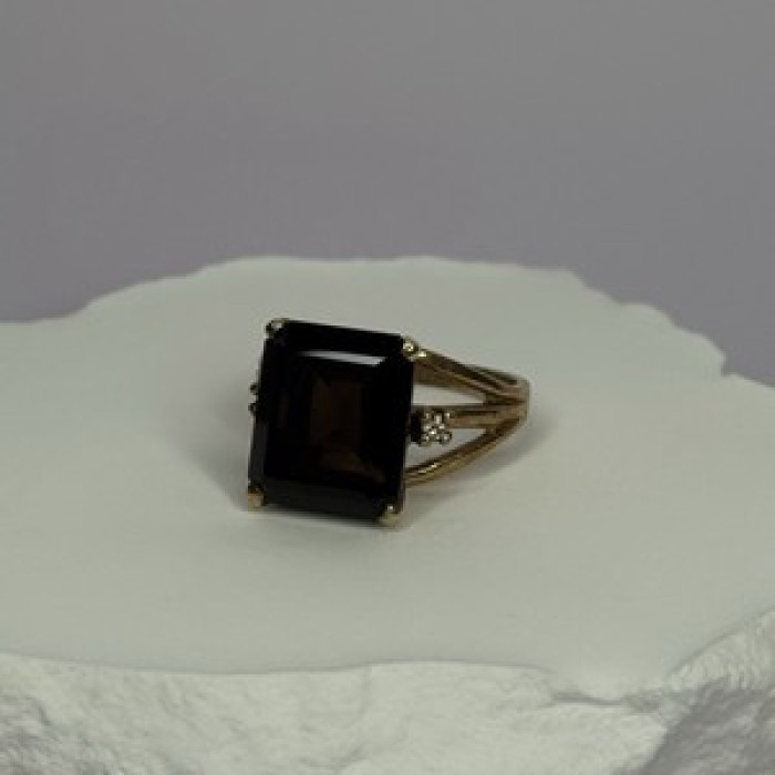 10K Yellow Gold Brown Tourmaline & Diamonds Ring Size 6