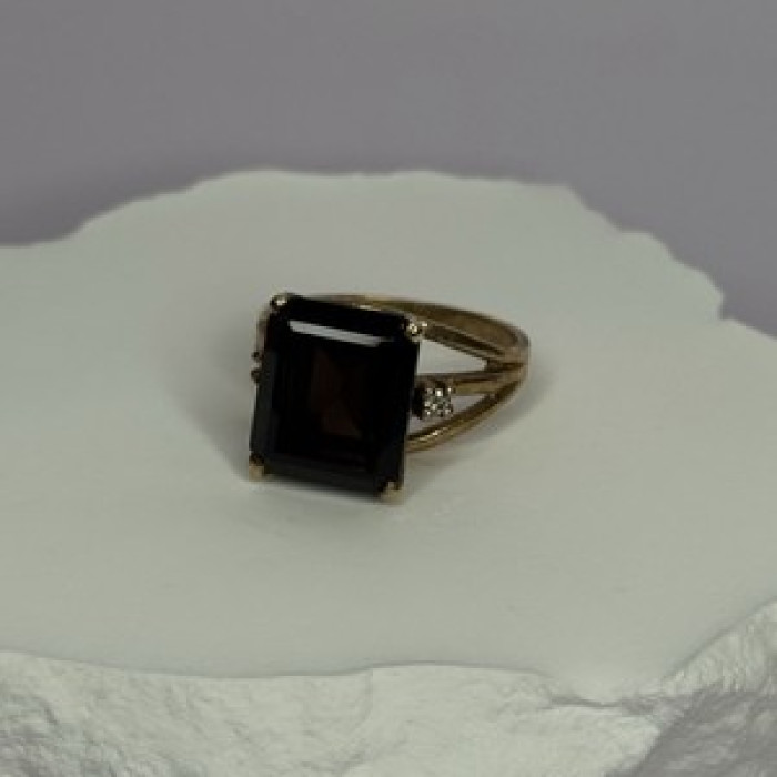 10K Yellow Gold Brown Tourmaline & Diamonds Ring Size 6