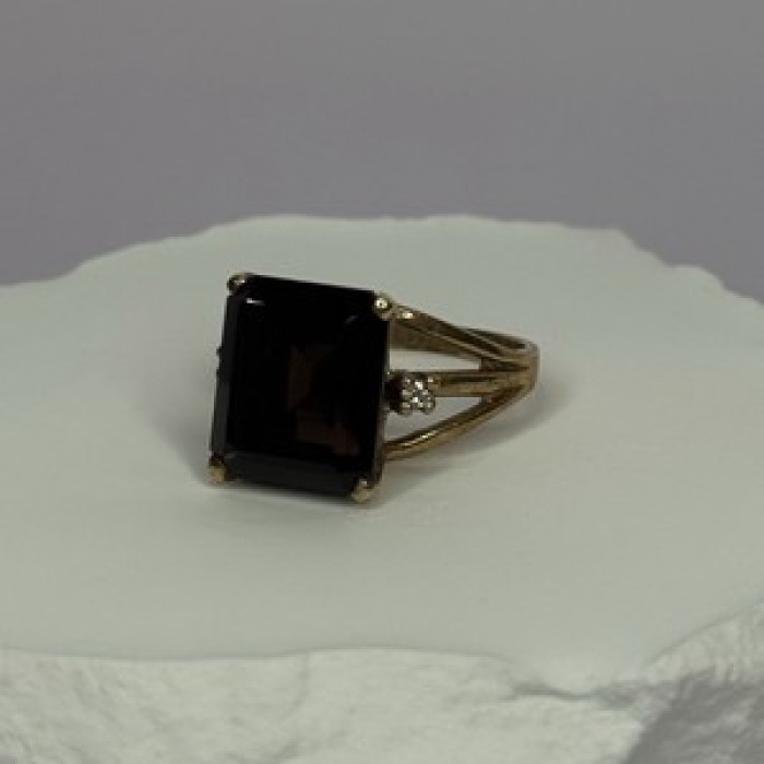 10K Yellow Gold Brown Tourmaline & Diamonds Ring Size 6
