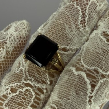 10K Yellow Gold Brown Tourmaline & Diamonds Ring Size 6