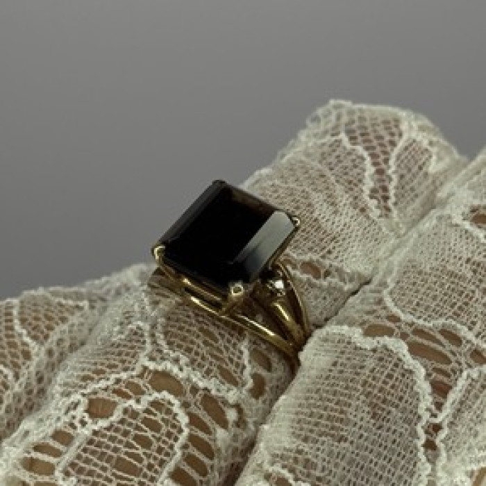 10K Yellow Gold Brown Tourmaline & Diamonds Ring Size 6