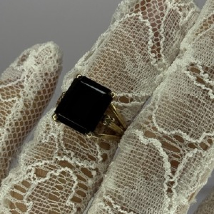 10K Yellow Gold Brown Tourmaline & Diamonds Ring Size 6