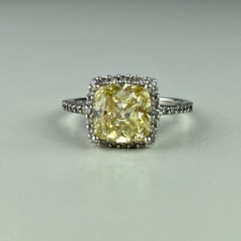 925 Sterling Silver CZ Ring Size 7