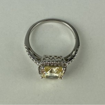 925 Sterling Silver CZ Ring Size 7