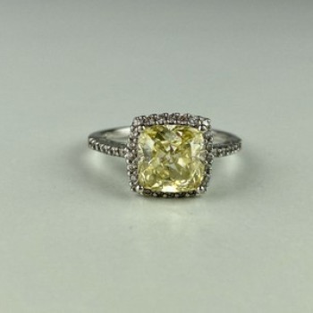 925 Sterling Silver CZ Ring Size 7