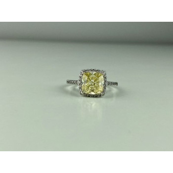 925 Sterling Silver CZ Ring Size 7