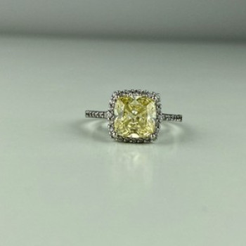 925 Sterling Silver CZ Ring Size 7