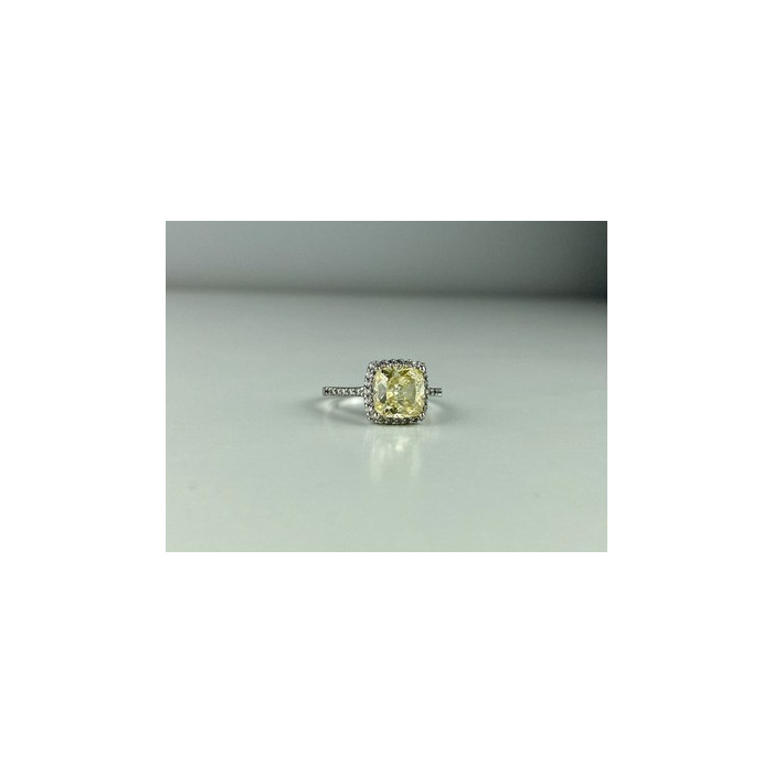 925 Sterling Silver CZ Ring Size 7