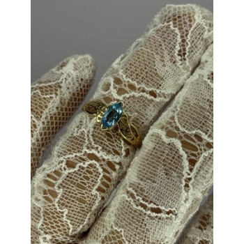10K YELLOW GOLD BLUE TOPAZ RING SIZE 6.8
