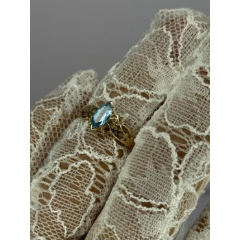 10K YELLOW GOLD BLUE TOPAZ RING SIZE 6.8