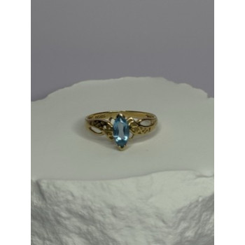 10K YELLOW GOLD BLUE TOPAZ RING SIZE 6.8
