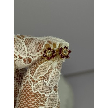 14K YELLOW GOLD RUBY & DIAMONDS FLOWER EARRINGS LENGTH 0.25 INCH