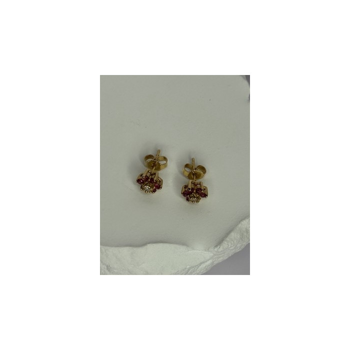 14K YELLOW GOLD RUBY & DIAMONDS FLOWER EARRINGS LENGTH 0.25 INCH