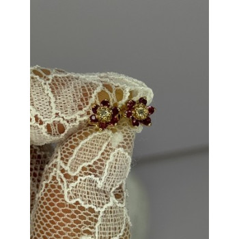 14K YELLOW GOLD RUBY & DIAMONDS FLOWER EARRINGS LENGTH 0.25 INCH