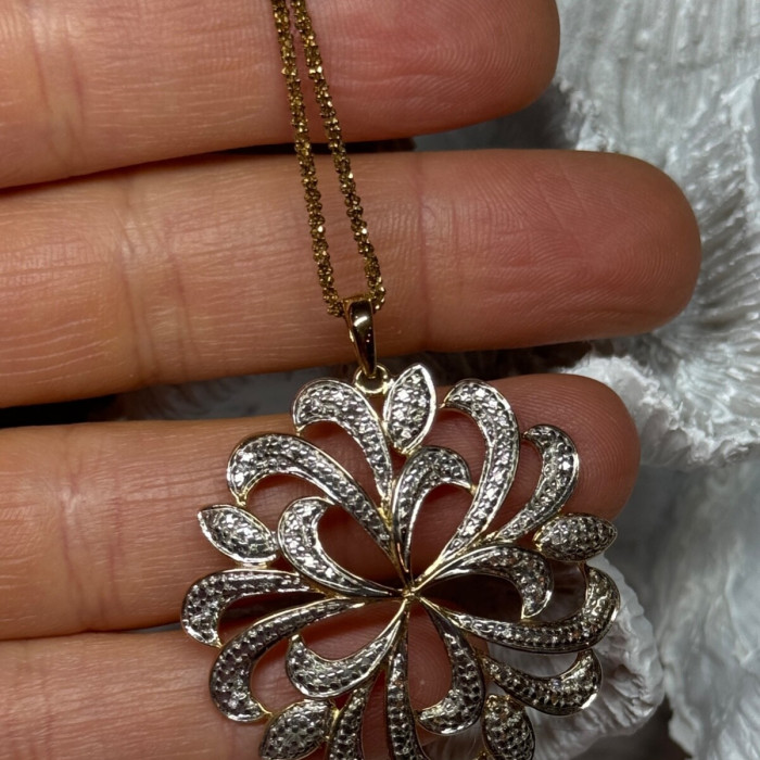 925 Sterling Silver Gold Plated Wild Flower Necklace