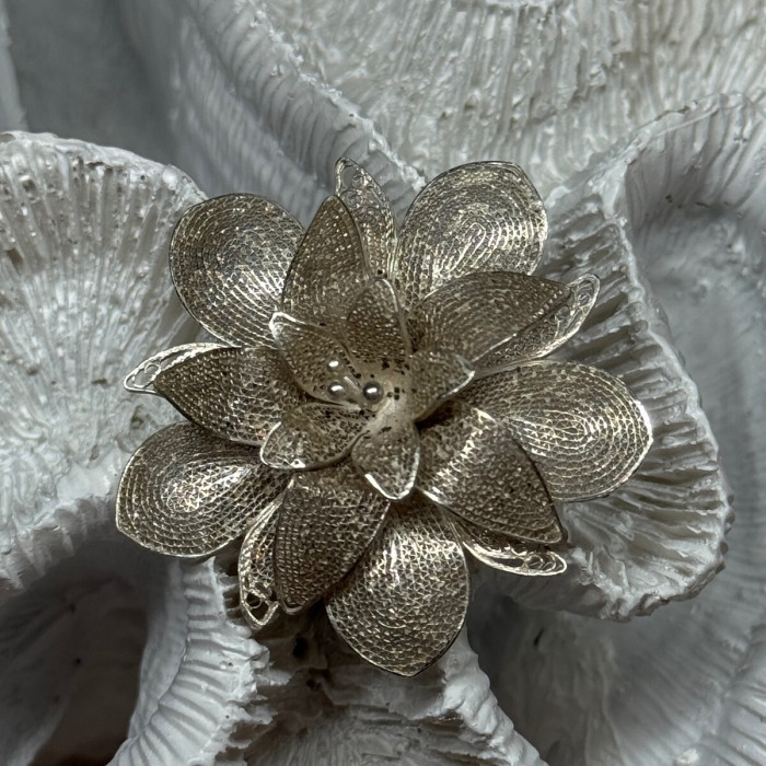 925 Sterling Silver Flower Brooch Length 1.8 Inch