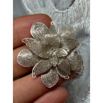 925 Sterling Silver Flower Brooch Length 1.8 Inch