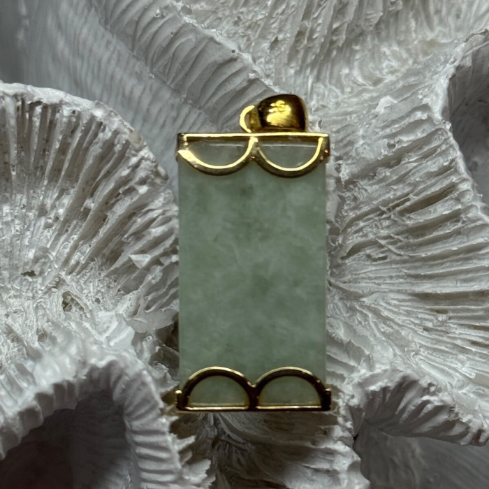 925 Sterling Silver Gold Plated Jadeite Pendant Length 1.5 Inch