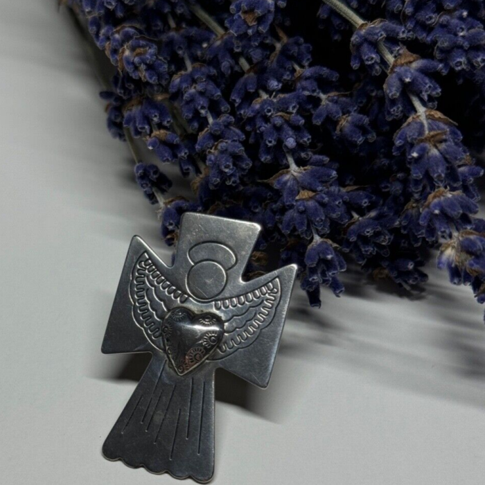 925 Sterling Silver Angel Heart Brooch