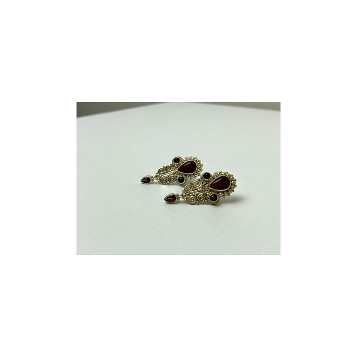 Vintage 925 Sterling Silver Garnet & Agate Earrings