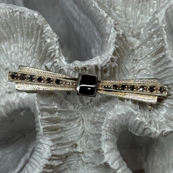 925 Sterling Silver Onyx & Marcasite Brooch Length 1.8 Inch