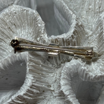 925 Sterling Silver Onyx & Marcasite Brooch Length 1.8 Inch