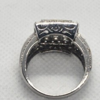 925 Sterling Silver CZ Ring Size 7.5