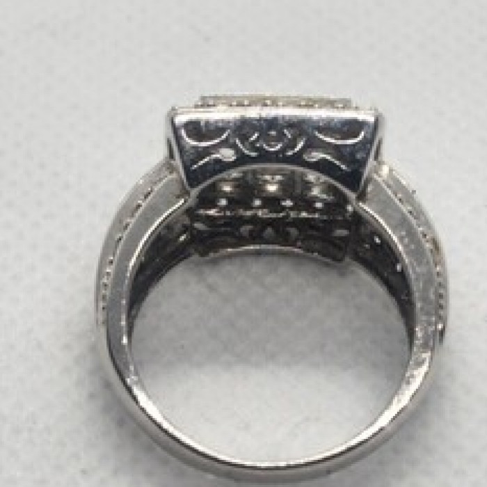 925 Sterling Silver CZ Ring Size 7.5