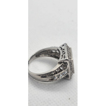 925 Sterling Silver CZ Ring Size 7.5