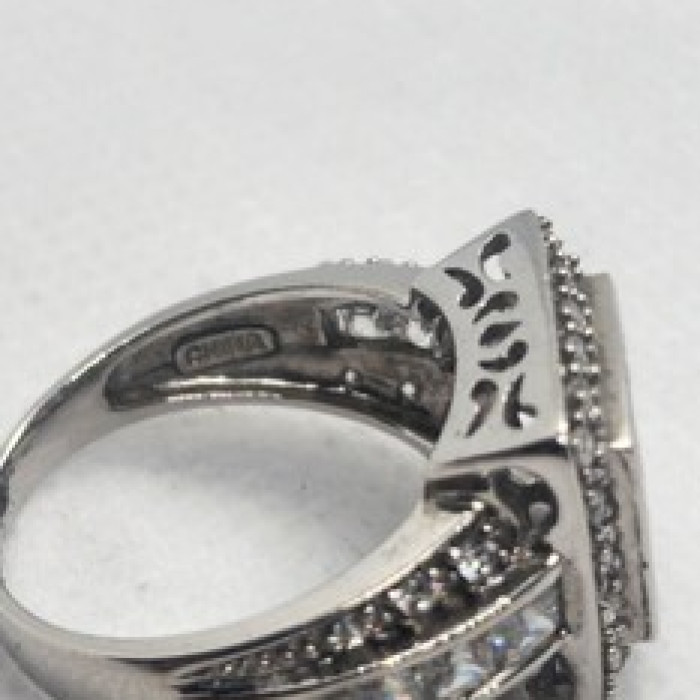 925 Sterling Silver CZ Ring Size 7.5