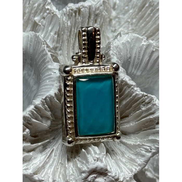 925 Sterling Silver Turquoise Pendant Length 1.3 Inch