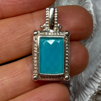 925 Sterling Silver Turquoise Pendant Length 1.3 Inch