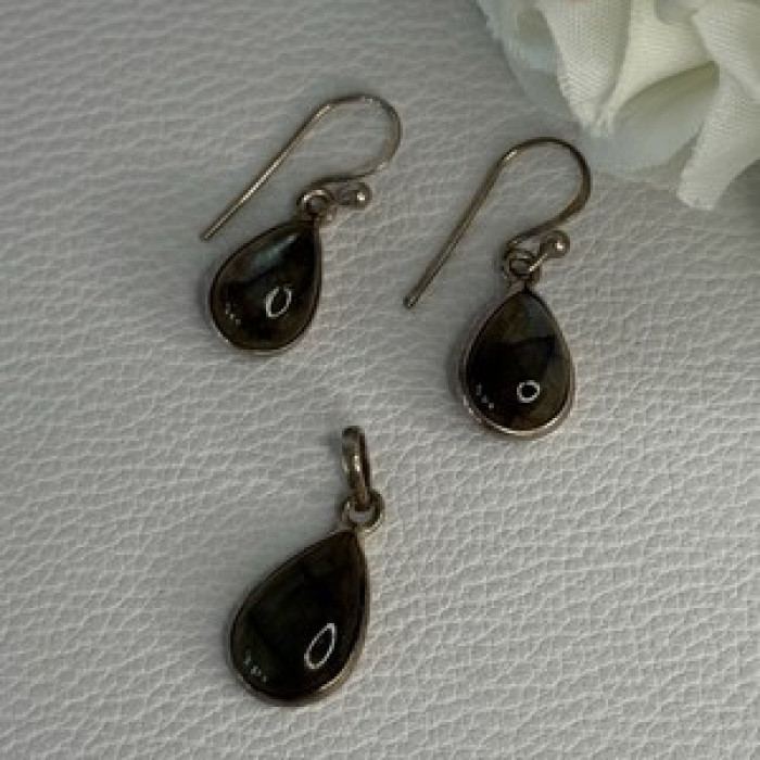 925 Sterling Silver Quartz Earrings & Pendant Set