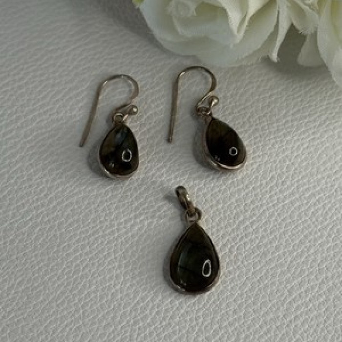 925 Sterling Silver Quartz Earrings & Pendant Set