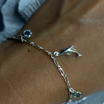 925 Sterling Silver Dolphin Blue Topaz Bracelet Length 7.5
