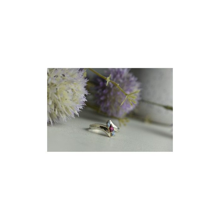 925 Sterling Silver Pink Spinel & Topaz Ring Size 7