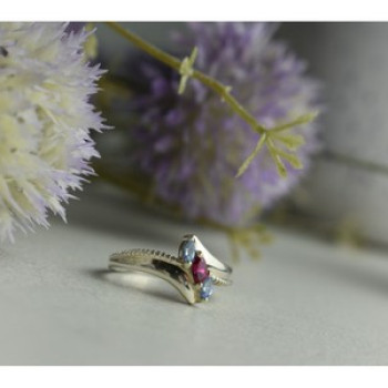 925 Sterling Silver Pink Spinel & Topaz Ring Size 7