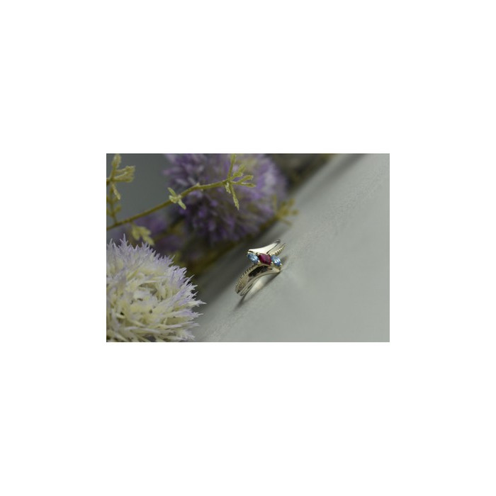 925 Sterling Silver Pink Spinel & Topaz Ring Size 7