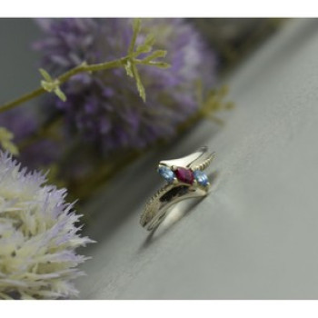 925 Sterling Silver Pink Spinel & Topaz Ring Size 7
